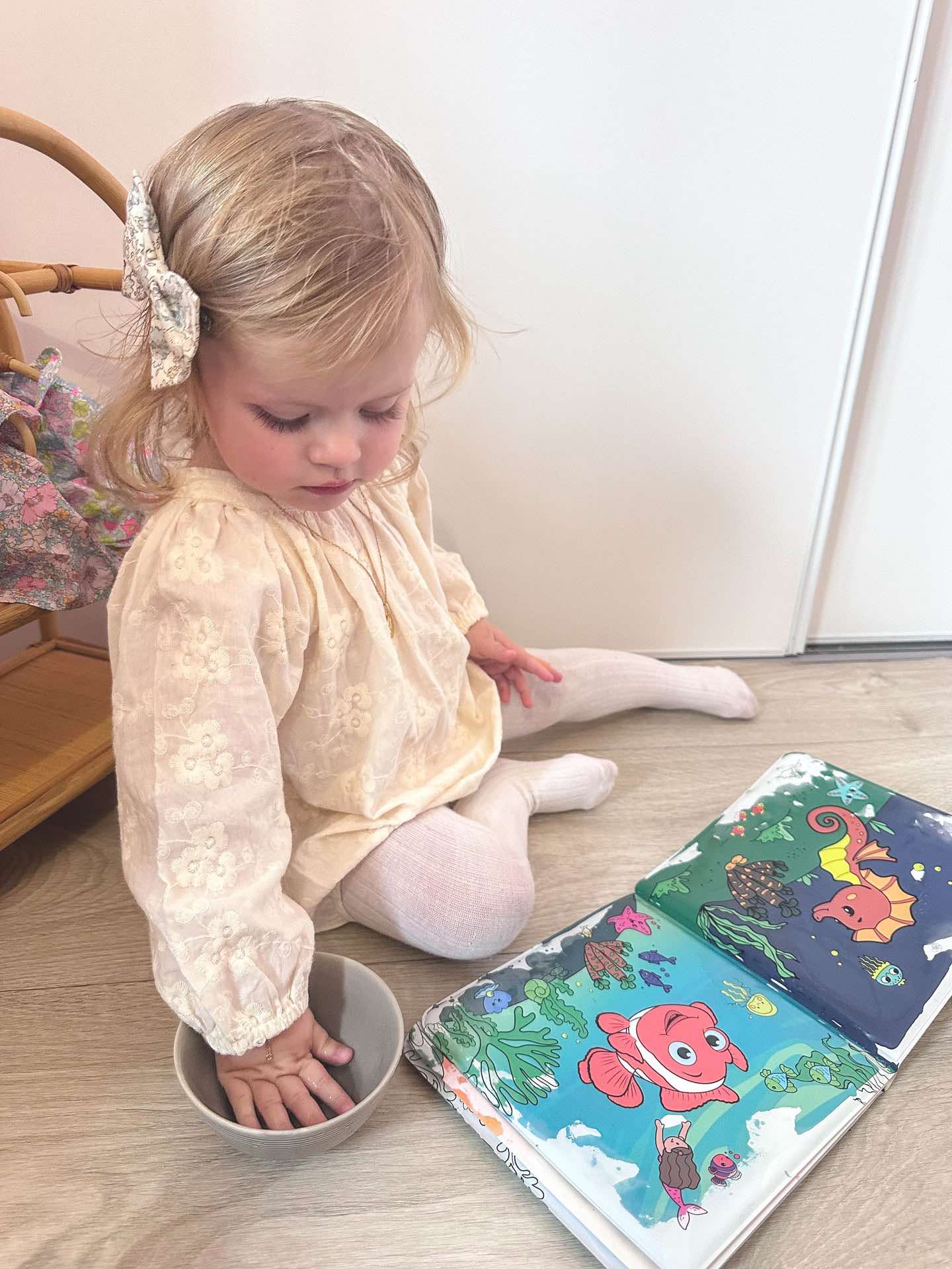 Magical Book Water Drawing Montessori Toys Reusable Coloring Book Magic Water Drawing Book Sensory Early Education for Children